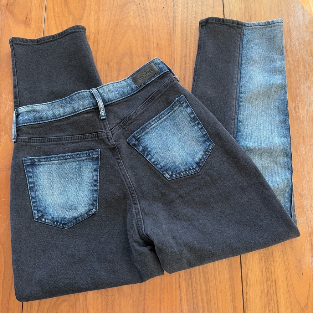 Hollister Curvy Ultra High Rise Vintage Straight Split Dye Jeans